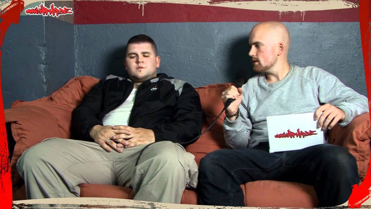 Hiphop.de – Vega auf Tour: Auftritte, Fußball und Freunde von Niemand 1/2